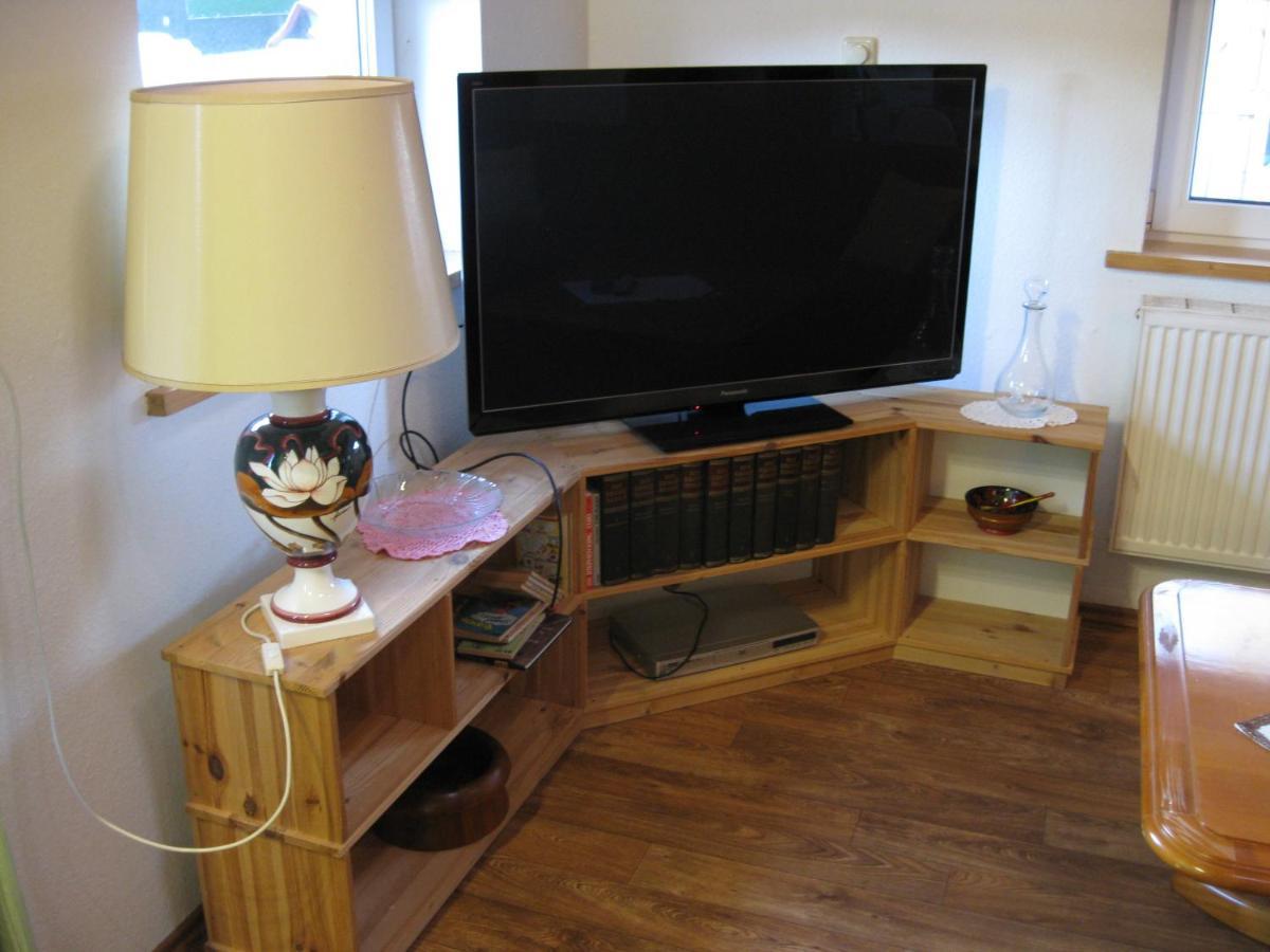 Ferienwohnung Aurich Sandhorst Eg Mit Terrasse Und Kleinem Garten Eksteriør billede