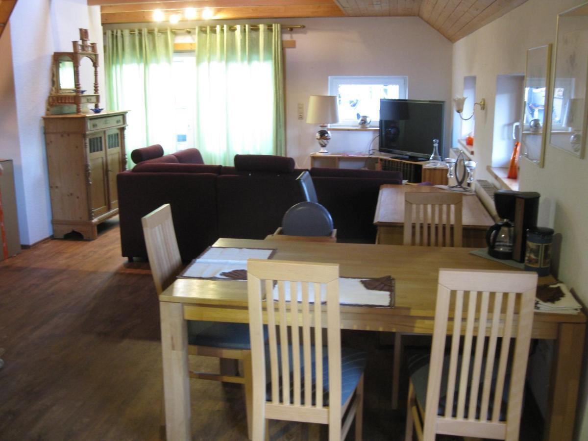 Ferienwohnung Aurich Sandhorst Eg Mit Terrasse Und Kleinem Garten Eksteriør billede