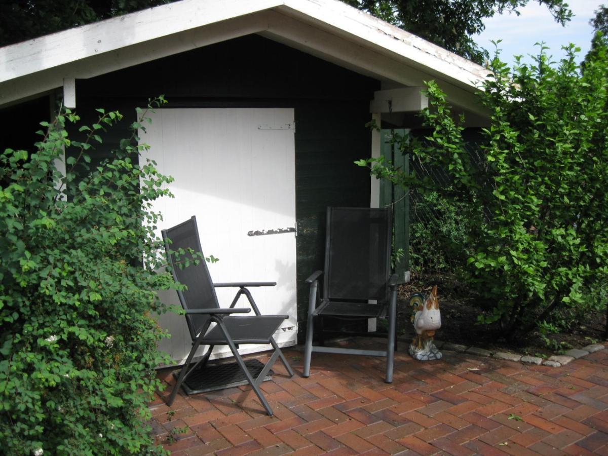 Ferienwohnung Aurich Sandhorst Eg Mit Terrasse Und Kleinem Garten Eksteriør billede