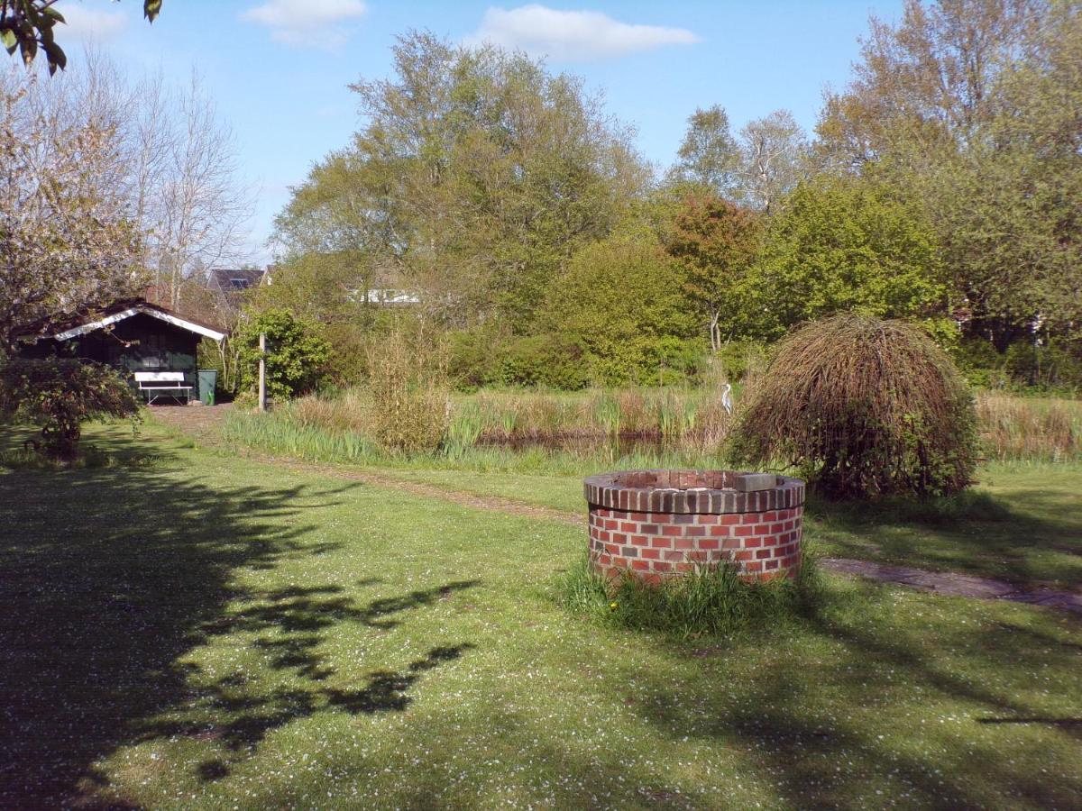 Ferienwohnung Aurich Sandhorst Eg Mit Terrasse Und Kleinem Garten Eksteriør billede