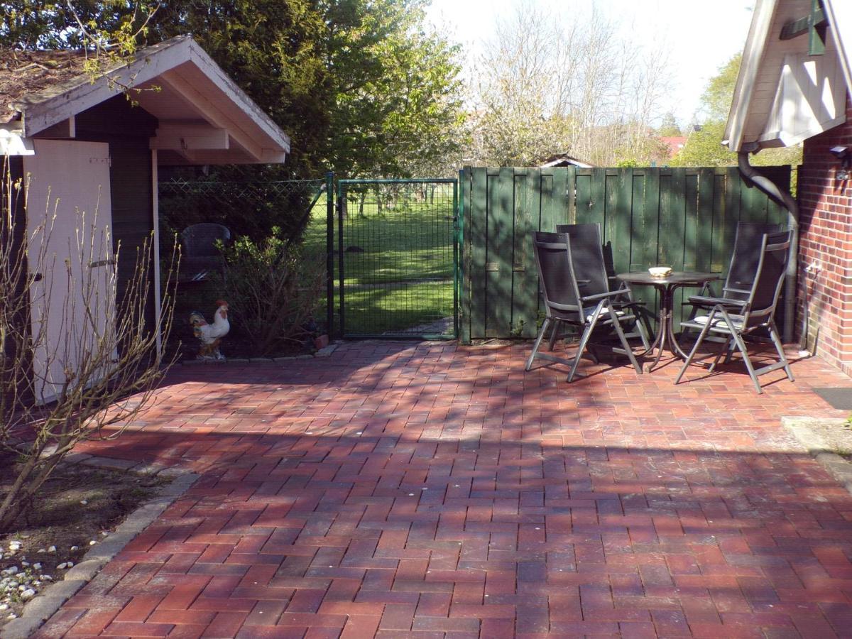 Ferienwohnung Aurich Sandhorst Eg Mit Terrasse Und Kleinem Garten Eksteriør billede
